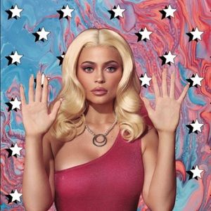 Meet your Posher, Lacey